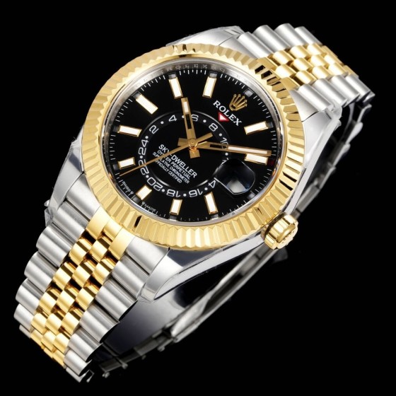 Navigator series men's watch, black dial, gold bezel, 42mm, two-tone five-link bracelet.